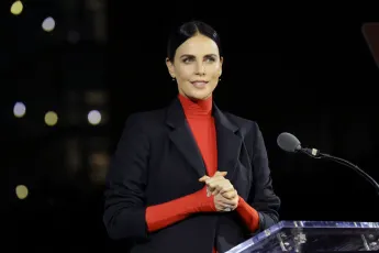 La 29e célébration annuelle de ELLE pour les femmes d'Hollywood présentée par Ralph Lauren, Amyris et Lexus - Show