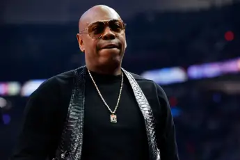 Again? Dave Chappelle Attacked On Stage!