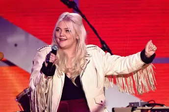 Elle King Miranda Lambert Relationship