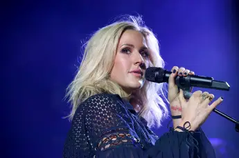 Did Ellie Goulding cheat on Ed Sheeran with Niall Horan rumour explained TikTok comment
