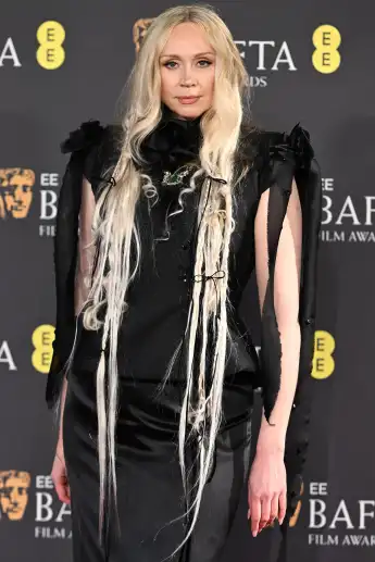 gwendoline christie look change bafta 2025 awards