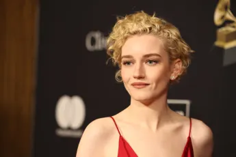 Julia Garner