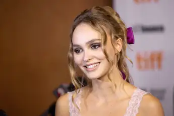 Lily-Rose Depp Posted THESE Photos While Her Father Was In Court