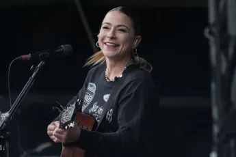 Lucy Spraggan
