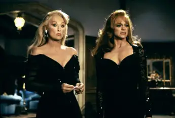 Meryl Streep and Goldie Hawn in 'Death Becomes Her'