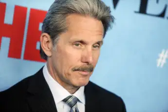 NCIS star Gary Cole and second wife Michelle Knapp wedding 2021 first wife Teddi Siddall death Instagram photos pictures partner girlfriend fiancee 2022 2023