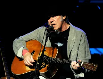 Neil Young Speaks Up About The Capitol Riots: "We Don't Need This Hate"