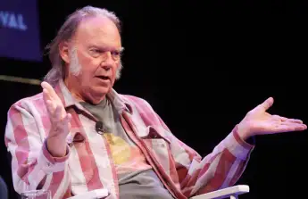 Neil Young Savagely Promotes His Music Elsewhere After Spotify Boycott Joe Rogan COVID-19 misinformation 2022 news streaming Amazon Apple
