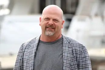 Rick Harrison from Pawn Stars – with hair! bald young photos pictures throwback old