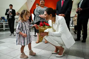 Princess Victoria of Sweden cute moment fan Australia visit 2023