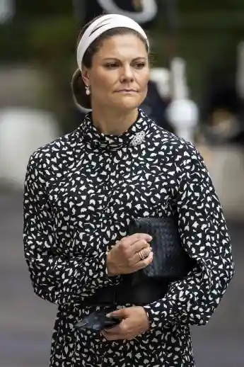 princess victoria today appointment look