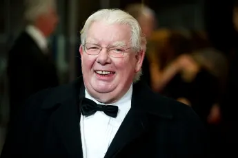 Richard Griffiths Cause Of Death Harry Potter Actor cast Withnail and I star uncle Vernon age 65 2013 2021 complications heart surgery
