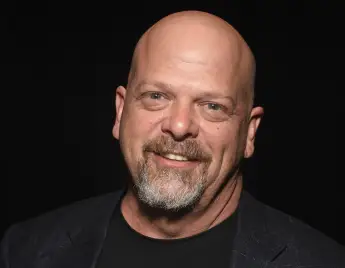 Rick Harrison and his daughter Sarina Harrison rare photo Instagram 2022 Pawn Stars fans confused sons wife family