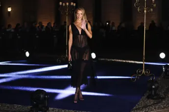 rosie huntington-whiteley transparent