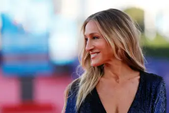 Sarah Jessica Parker's Shocking Transformation fashion style beauty outfits through the years young age today now Sex and the City actress 2021