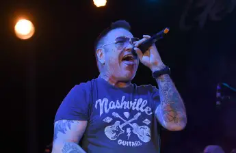 Smash Mouth Steve Harwell