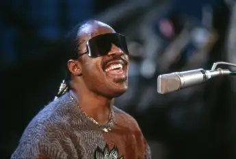 Stevie Wonder sings
