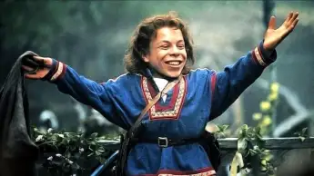 Warwick Davis Characters: Willow Ufgood Film: Willow (USA/NZ 1988) Director: Ron Howard 20 May 1988 PUBLICATIONxINxGERxS