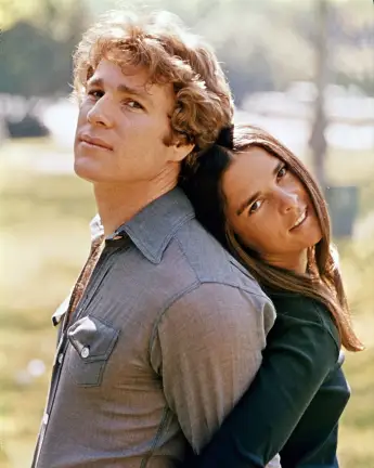 Ryan O'Neal & Ali Macgraw