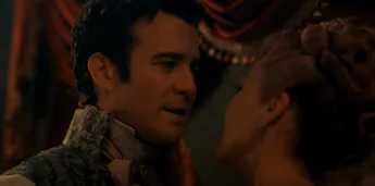 Luke Thompson and Hannah New in 'Bridgerton'