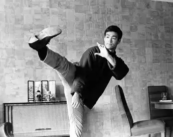 Circa 1966, Hollywood, California, USA: BRUCE LEE played Kato, a martial arts expert and faithful sidekick to the crime-