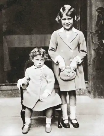 La reine Élisabeth II et la princesse Margaret enfants