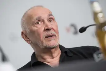 Frank Langella Loses Netflix Role Due To Inappropriate Conduct