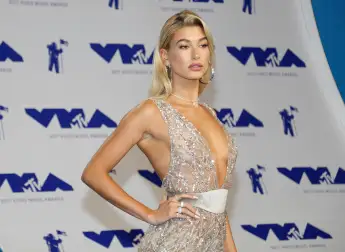 Hailey Bieber
