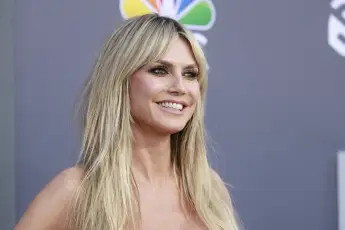 Fashionable Duo! Heidi Klum Parties With Daughter Leni In Fun New Video