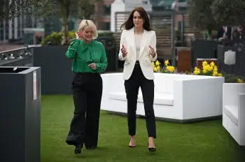 duchess kate appointment blazer outfit