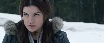 DAUGHTER OF THE WOLF, Gina Carano, 2019. Minds Eye Entertainment / courtesy Everett Collection !ACHTUNG AUFNAHMEDATUM GE