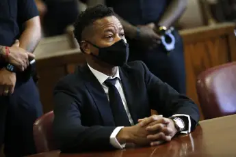 Cuba Gooding Jr. Prozess in New York NY: Actor Cuba Gooding Jr. Arrives In Criminal Court Actor Cuba Gooding Jr. and his