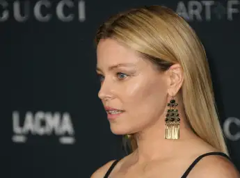 Elizabeth Banks attends the 2022 LACMA ART+FILM GALA Presented By Gucci at Los Angeles County Museum of Art on November