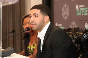 The musical artist Drake during the pre-concert press conference *** der musikalische Künstlerin Enterich während der P