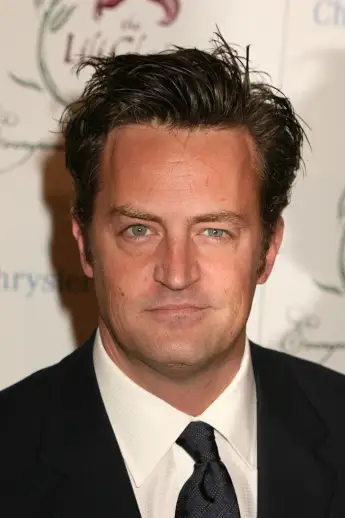 ARCHIVES : 14 octobre 2006 - Beverly Hills, Californie. Matthew Perry. 9ème soirée annuelle de bienfaisance pour la Fondation Lili Claire à Beverly Hills (Californie).