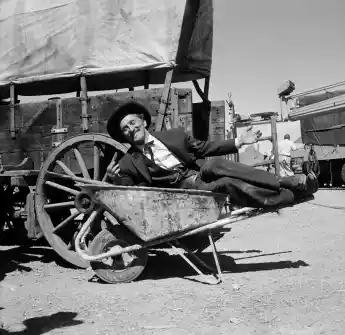 Actor  Kirk  Douglas  clowning  on  the  set  of  the  western  action  film  Gunfight  at  O.K.  Co