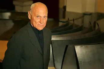 DVD146-(05/05/05). El artista norteamericano Richard Serra durante la presentación en la Real Academia de San Fernando d