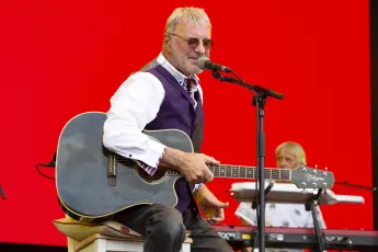 Steve Harley performs at Rewind Festival North 2018 Steve Harley & Cockney Rebel performs at 80s festival Rewind Festiva