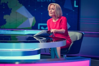 Gillian Anderson UK. Gillian Anderson in the (C)Netflix new film: Scoop (2024). Plot: How the BBC obtained the bombshell