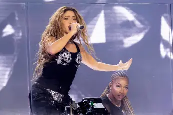 Shakira Pop Up Concert in Times Square Featuring: Shakira Where: New York, New York, United States When: 26 Mar 2024 Cre