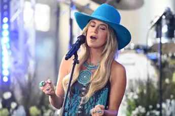 Singer Lainey Wilson (NEW) Lainey Wilson Concert on the Today Show. June 25, 2024, New York City, New York, U. S. A. Acc