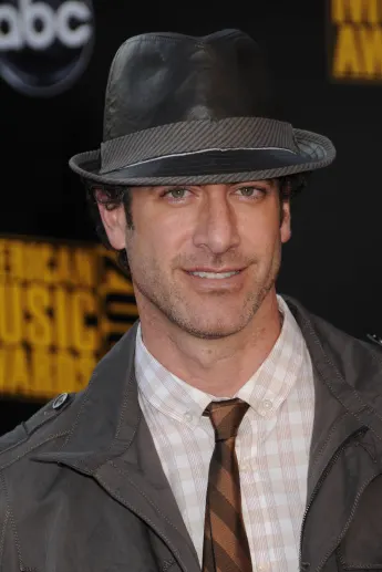 2009 American Music Awards - Arrivals 22 November 2009 - Los Angeles, California - Eduardo Xol. 2009 American Music Awar