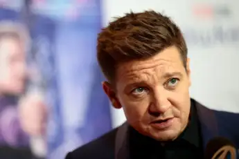 Jeremy Renner Accident Avengers