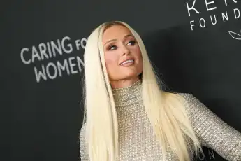 Did Paris Hilton already know about Presley's death?