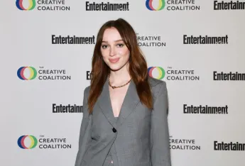 Phoebe Dynevor Bridgerton