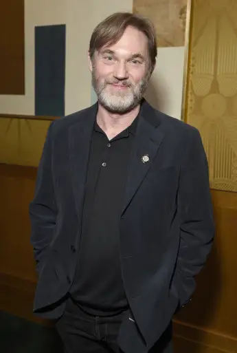 Richard Thomas is a former actor of the seventies series "The Waltons"