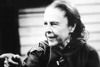 DELTA PI, (aka MUGSY S GIRLS), Ruth Gordon, 1984. ©Pegasus Films/courtesy Everett Collection PUBLICATIONxINxGERxSUIxAUT