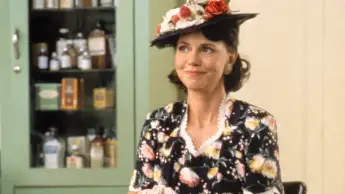 Sally Field Mme Gump Forrest Gump La mère de Forrest