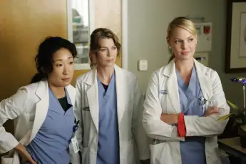 Sandra Oh, Ellen Pompeo and Katherine Heigl in Grey's Anatomy