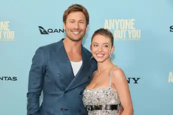 Sydney Sweeney and Glen Powell